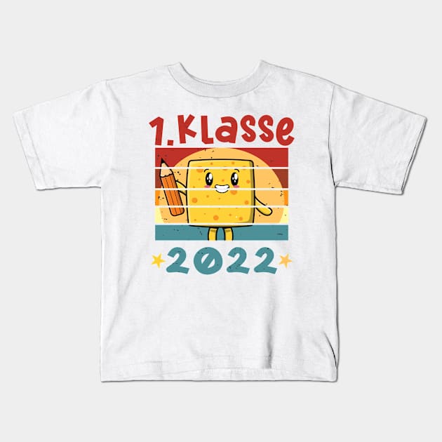 1. Klasse 2022 Kawaii Anime Schulbeginn T shirt Kids T-Shirt by chilla09